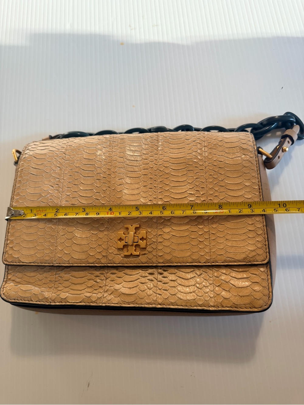Tory Burch Tan Python-Embossed Shoulder Bag with Dark green Chain Strap - Picture 12 of 16